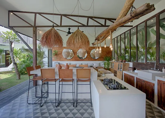 Gaia - Brand New 4 Bedrooms With Rice Field View 别墅 *