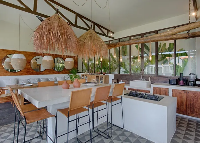 Gaia - Brand New 4 Bedrooms With Rice Field View Villa Canggu